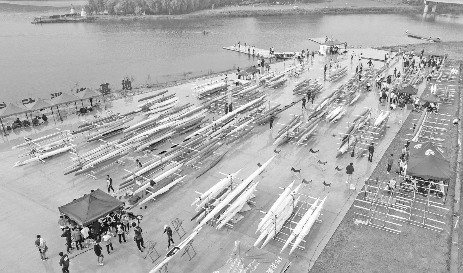 src, 展现出运动, 员们良好的